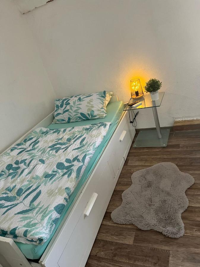 Monteurzimmer Bei Energyfreund Apartment